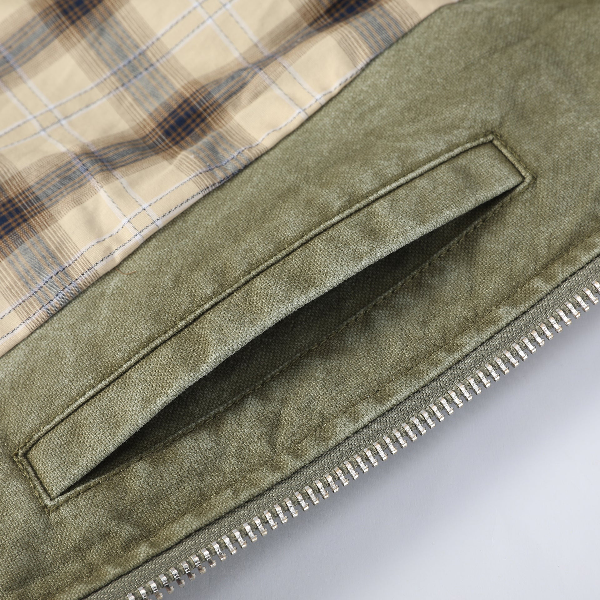 CROPPED POWER SHOULDER WORKWEAR JACKET